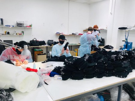 Федерация бокса Нижегородской области передала волонтерам региона 1500 тканевых масок