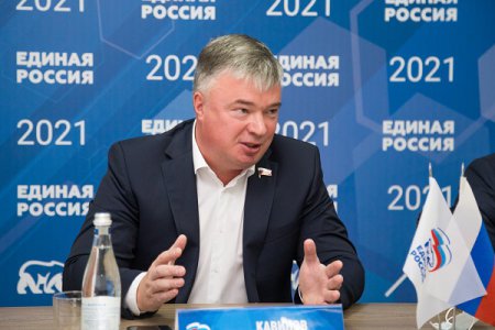 «Мы все с коллегами - депутатами будем надежными помощниками губернатору», - Артем Кавинов