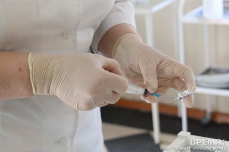 Перечень противопоказаний к вакцинации от COVID-19 поможет нижегородским врачам