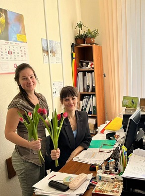 10 тысяч тюльпанов подарили партнерам нижегородские волонтеры в честь двухлетия штаба взаимопомощи региона  #МыВместе